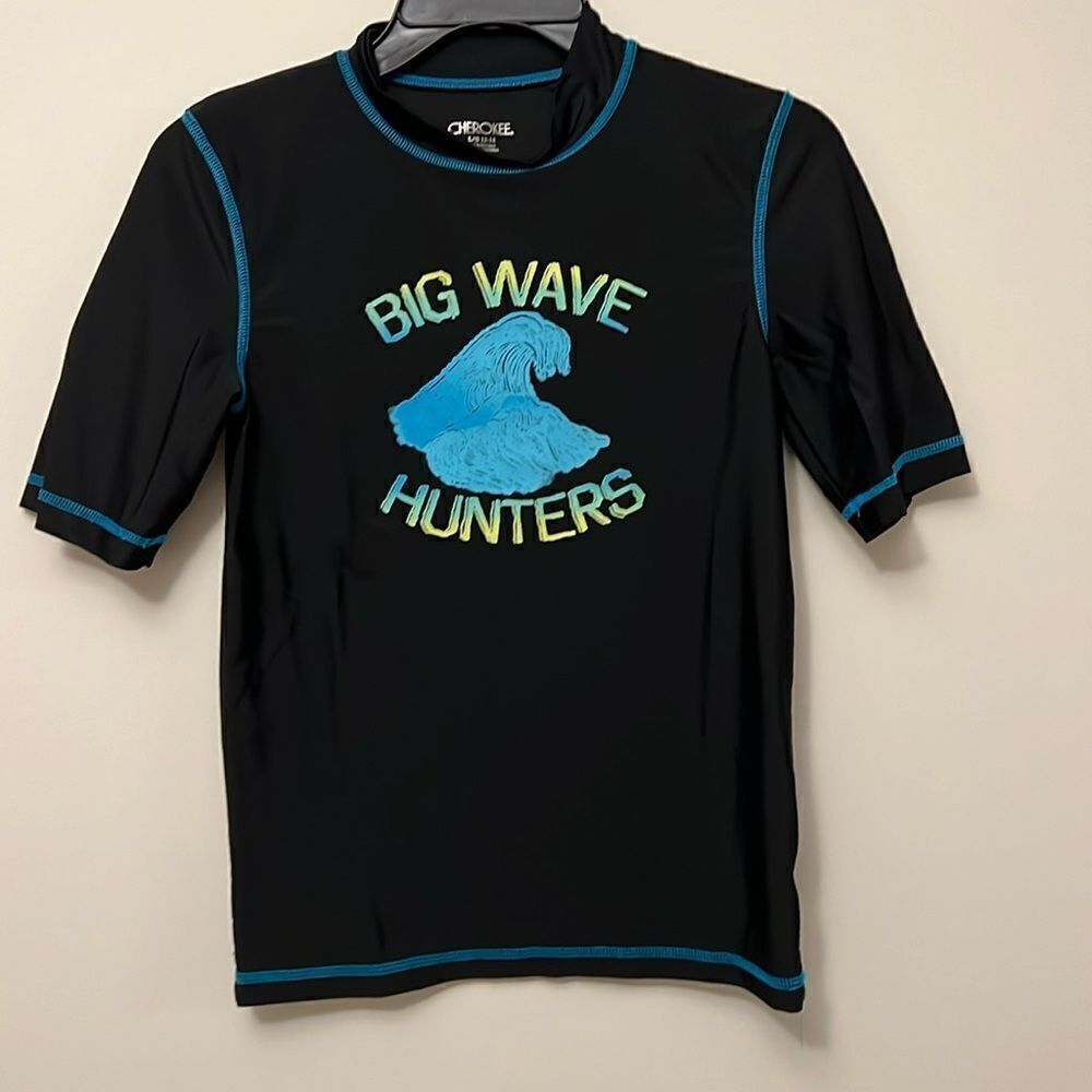 Cherokee youth boys black swim shirt size large(12-14).